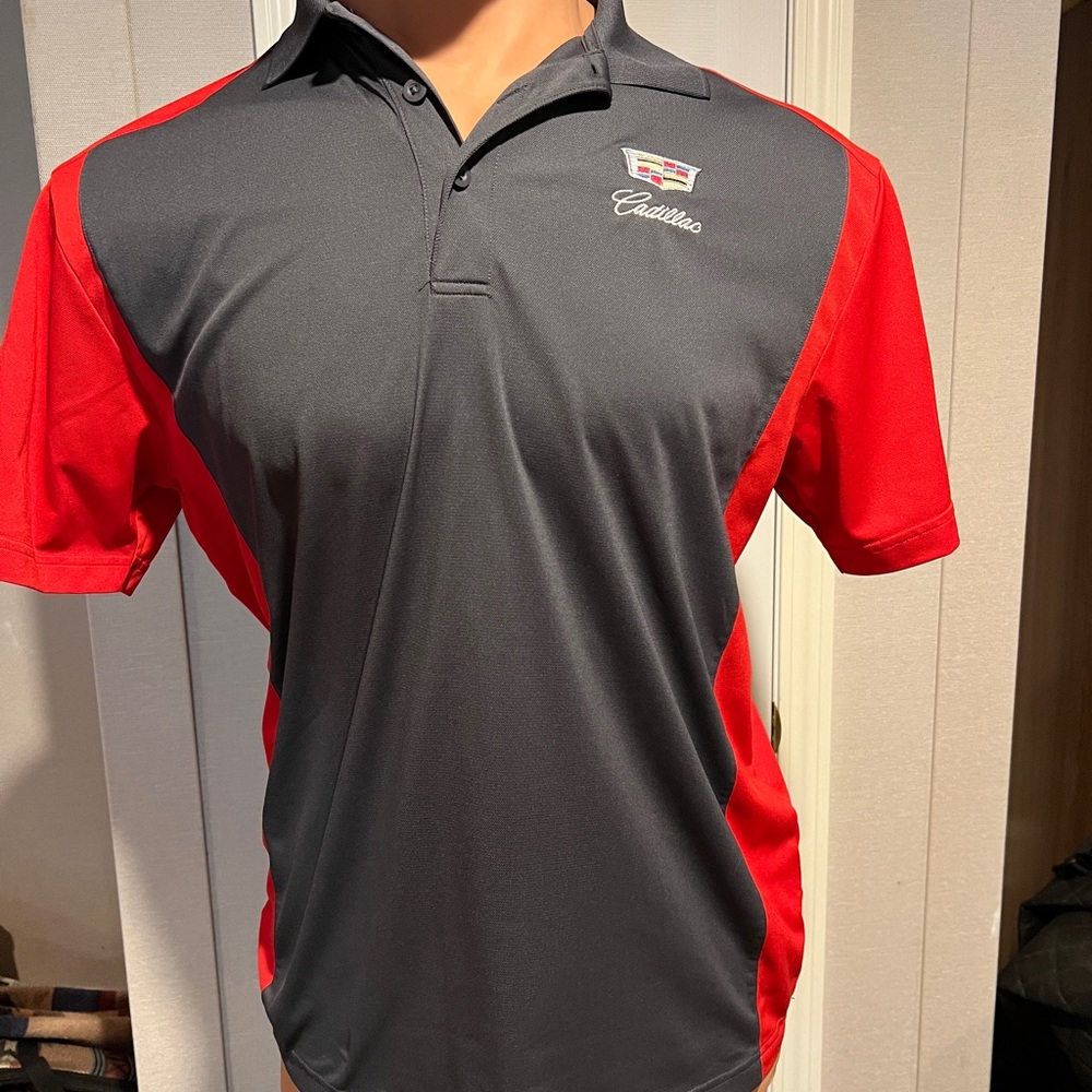 Cadillac embroiled sport tec polo XL